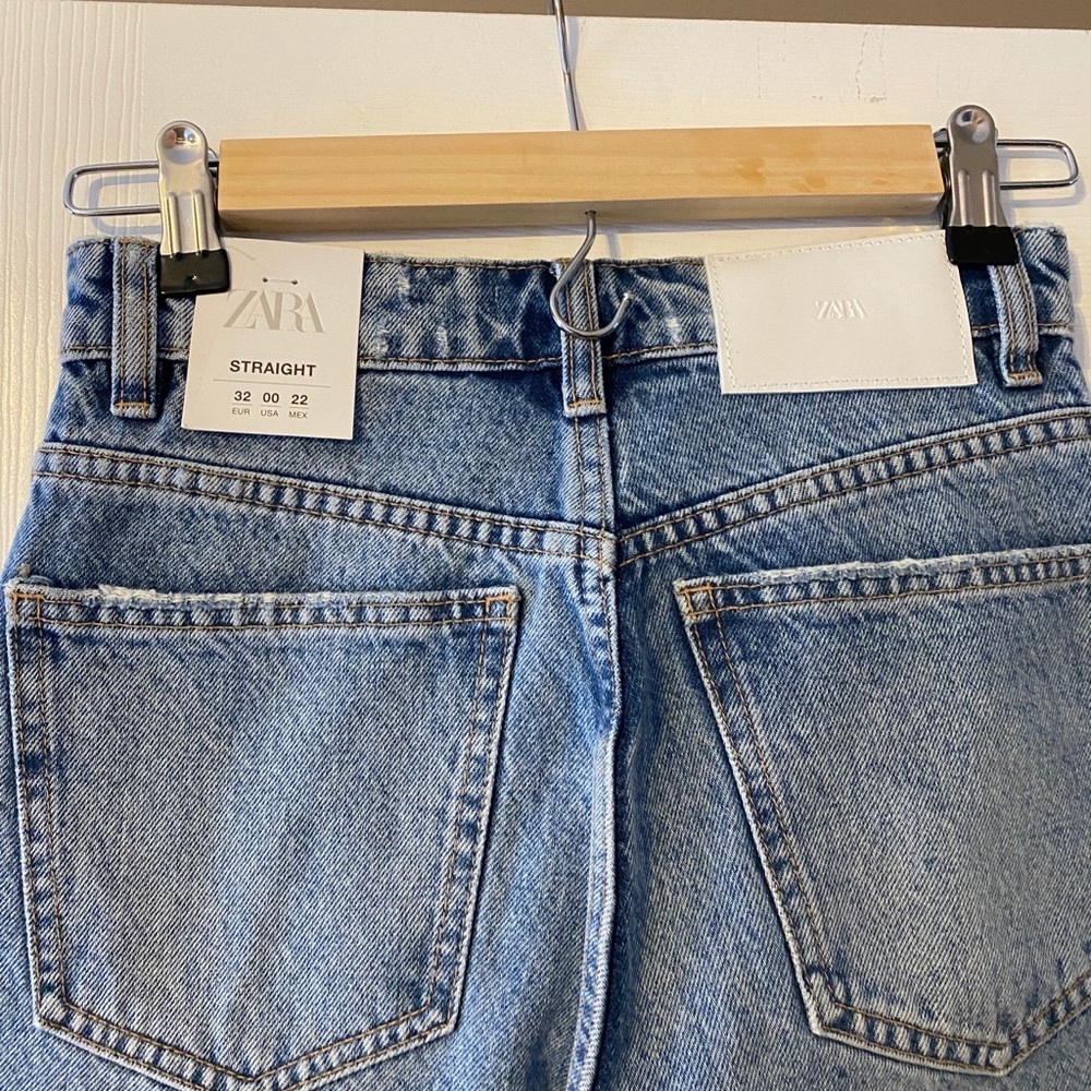 Zara Raw Hem Straight Jeans Size 0